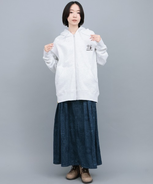 チチカカ（チチカカ）の「COBMASTER トーテムポールベアジップパーカー（パーカー・メンズ・その他1/ブラック/ライトグレー・FREE）」の6枚目の写真