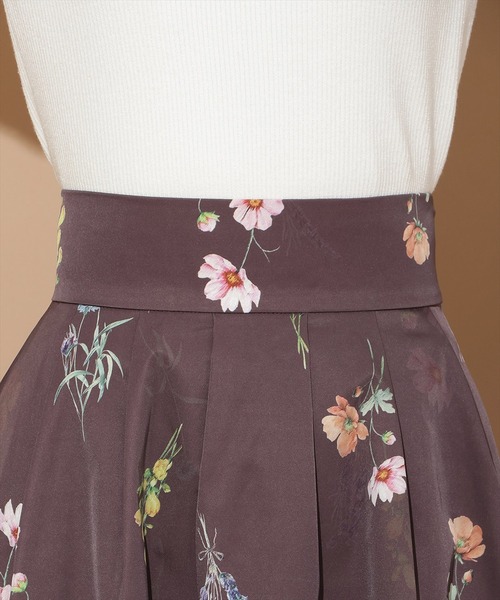 オータムボタニカルフラワータックスカート（スカート