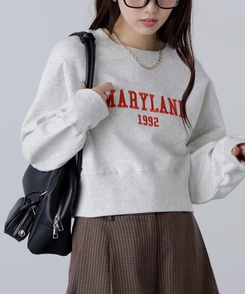 FREE'S MART（フリーズマート）の「◆カレッジロゴショート丈スウェット（スウェット・レディース・ホワイト系その他/ブラウン/ブラック・FREE）」の2枚目の写真