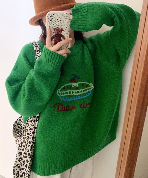 Lace Ladies(レースレディース)の「クルーネック 刺繍 オーバーサイズ ニット プルオーバー(ニット/セーター・レディース・グレー/グリーン/ブラック/アイボリー・FREE)」の4枚目の写真