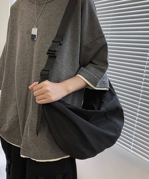 Miniministore(ミニミニストア)の「ワンショルダーバッグ大容量 ユニセックス(ショルダーバッグ・レディース・ブルー/ブラック/カーキ/ベージュ・FREE)」の7枚目の写真