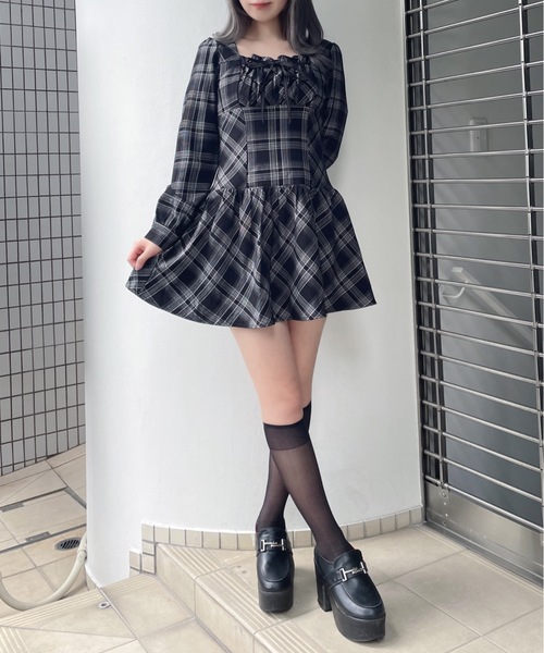 abc une face(アーベーセーアンフェイス)の「スクエアリボンワンピース(ワンピース・レディース・グレー系その他/ネイビー系/ブラック系その他・FREE)」の8枚目の写真