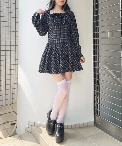 abc une face(アーベーセーアンフェイス)の「スクエアリボンワンピース(ワンピース・レディース・グレー系その他/ネイビー系/ブラック系その他・FREE)」の16枚目の写真