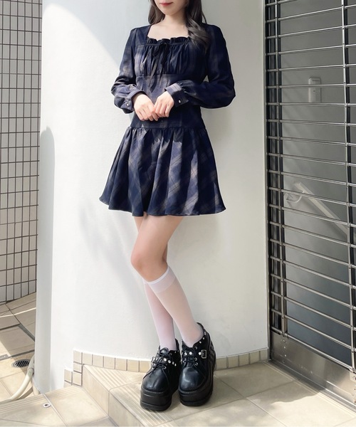abc une face(アーベーセーアンフェイス)の「スクエアリボンワンピース(ワンピース・レディース・グレー系その他/ネイビー系/ブラック系その他・FREE)」の11枚目の写真