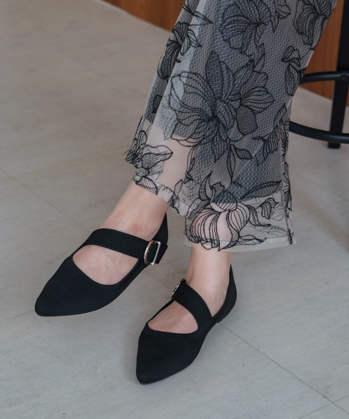 Bou Jeloud(ブージュルード)の「ベルトフィットパンプス(パンプス・レディース・ブラック/A・M)」の2枚目の写真