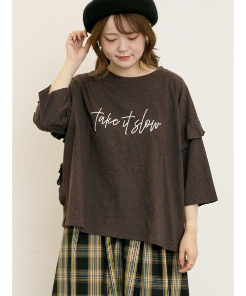 Samansa Mos2（サマンサ モスモス）の「[接触冷感]袖フリルロゴ刺繍Tシャツ（Tシャツ/カットソー・レディース・オレンジ/ダークブラウン/グリーン/グレー・F）」の2枚目の写真