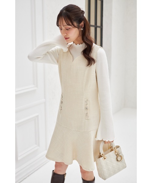 tocco closet（トッコ　クローゼット）の「ポケットビジュー付きツイードジャンパースカート（ジャンパースカート・レディース・アイボリー/ブラック・M）」の7枚目の写真