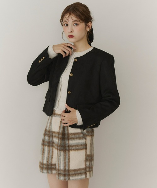 Olu.(オルドット)の「ベルベットスエードライクショートジャケット(ノーカラージャケット・レディース・ブラック/ブラウン・FREE)」の8枚目の写真