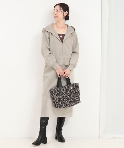 MICO COULIER（ミコクリエ）の「《セットアップ対応》軽量ボンディングパーカー（パーカー・レディース・ブラック/グレイッシュベージュ/ブラウン・38）」の13枚目の写真