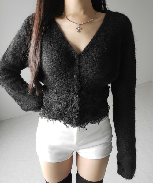 me+em select(ミームセレクト)の「レースドッキングモヘアライクニットカーディガン / Lace docking mohair-like knit cardigan(カーディガン/ボレロ・レディース・ブラック/グレー・FREE)」の22枚目の写真