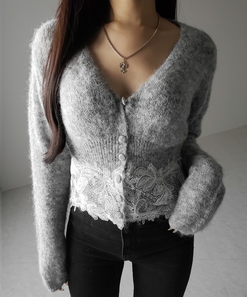 me+em select(ミームセレクト)の「レースドッキングモヘアライクニットカーディガン / Lace docking mohair-like knit cardigan(カーディガン/ボレロ・レディース・ブラック/グレー・FREE)」の11枚目の写真