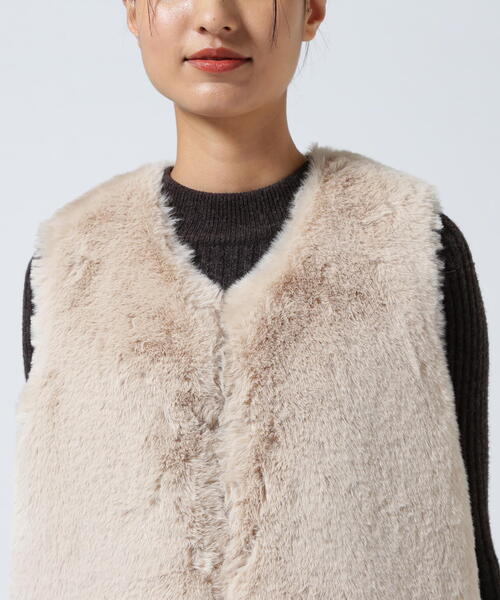 Risley(リズレー)の「Risley/リズレー/ラビットファー風ベスト(その他アウター・レディース・ベージュ/グレー・F)」の9枚目の写真