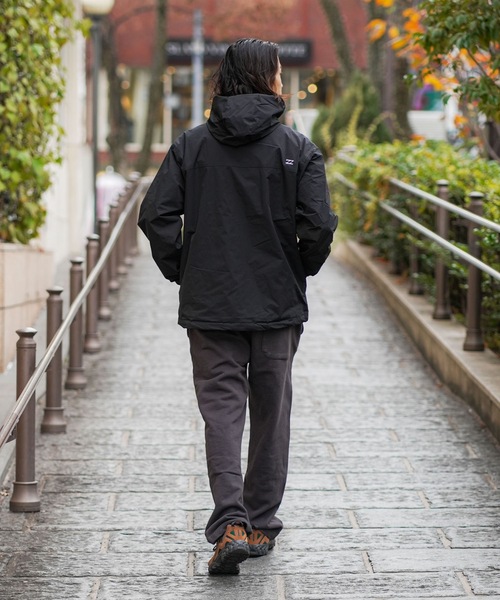 BILLABONG（ビラボン）の「BILLABONG メンズ 【A/DIV.】THERMO MESH セットアップジャケット 【2025年秋冬モデル】 @autumn /ビラボンセットアップ対応ロゴテープナイロンジップアップパーカー・フーディー（パーカー・メンズ・ブラック系その他/ブラック・LARGE/X-LARGE/MEDIUM）」の12枚目の写真