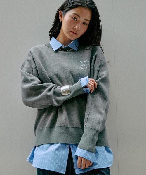 GLOBAL WORK（グローバルワーク）の「スウェットライククループルオーバー/571350（スウェット・レディース・グレー/グリーン系その他6/マスタード/ネイビー/ワインレッド/ホワイト系その他3/グレー系その他/ダークブラウン・LARGE/MEDIUM/SMALL）」の2枚目の写真