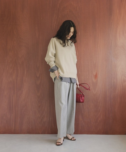 GLOBAL WORK（グローバルワーク）の「スウェットライククループルオーバー/571350（スウェット・レディース・グレー/グリーン系その他6/マスタード/ネイビー/ワインレッド/ホワイト系その他3/グレー系その他/ダークブラウン・LARGE/MEDIUM/SMALL）」の16枚目の写真