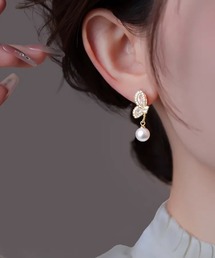 ピアス バタフライ」に該当するゴールド/金色系のファッション通販
