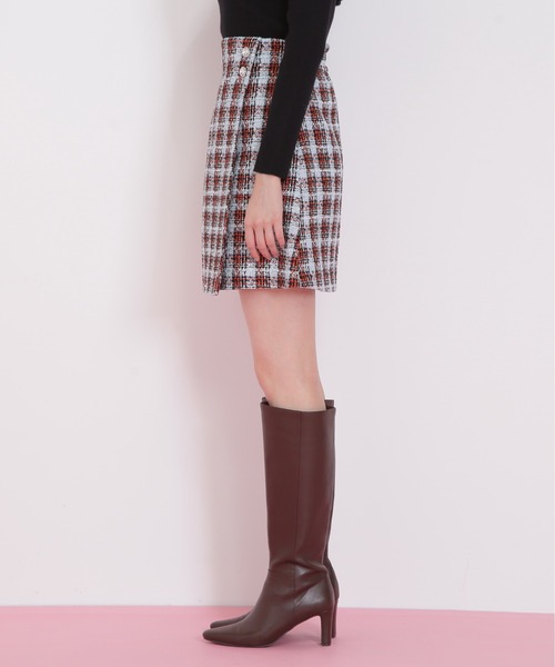 JILL by JILL STUART（ジルバイジルスチュアート）の「◇ツィードチェックビジュー釦ミニスカート（スカート・レディース・ブルー系その他/ピンク系その他/ブラック系その他・MEDIUM/SMALL）」の13枚目の写真