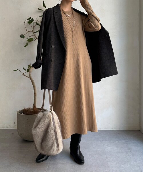 DouDou（ドゥドゥ）の「【WEB限定】フロントファースナープルオーバー＋リブニットワンピースセット（セットアップ・レディース・ブラック/チャコールグレー/キャメル・FREE）」の10枚目の写真