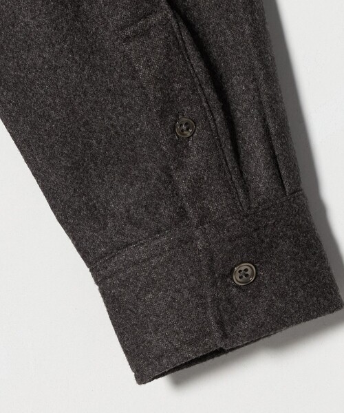 A DAY IN THE LIFE UNITED ARROWS（アデイインザライフユナイテッドアローズ）の「ホームスパン ジャージー ベーシックシャツ＜A DAY IN THE LIFE＞（シャツ/ブラウス・メンズ・オフホワイト/グレー系/モカ・M/L/S）」の12枚目の写真