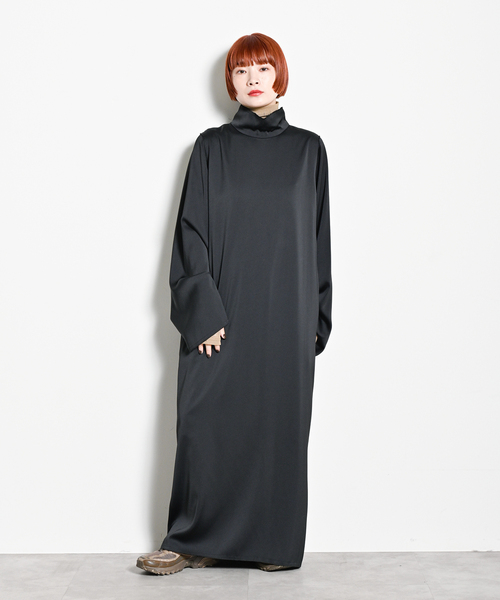 CITYSHOP（シティーショップ）の「HIGH NECK SATIN DRESS：ワンピース（ワンピース・レディース・ブラック・36/38）」の6枚目の写真