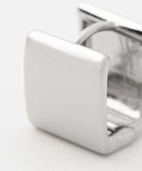 green label relaxing（グリーンレーベルリラクシング）の「【WEB限定】スクエアクリップ フープピアス（ピアス（両耳用）・レディース・シルバー/ゴールド・FREE）」の4枚目の写真