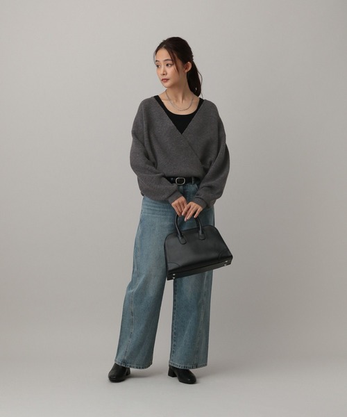 GLOBAL WORK（グローバルワーク）の「MATINEE LINE/ウール混カシュクールVネックプルオーバー/611154（ニット/セーター・レディース・ブラウン/チャコール/グレイッシュベージュ・MEDIUM/LARGE）」の18枚目の写真