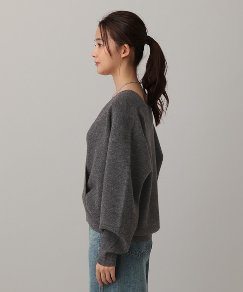 GLOBAL WORK（グローバルワーク）の「MATINEE LINE/ウール混カシュクールVネックプルオーバー/611154（ニット/セーター・レディース・ブラウン/チャコール/グレイッシュベージュ・MEDIUM/LARGE）」の8枚目の写真