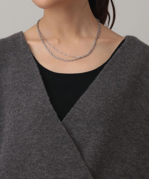 GLOBAL WORK（グローバルワーク）の「MATINEE LINE/ウール混カシュクールVネックプルオーバー/611154（ニット/セーター・レディース・ブラウン/チャコール/グレイッシュベージュ・MEDIUM/LARGE）」の10枚目の写真