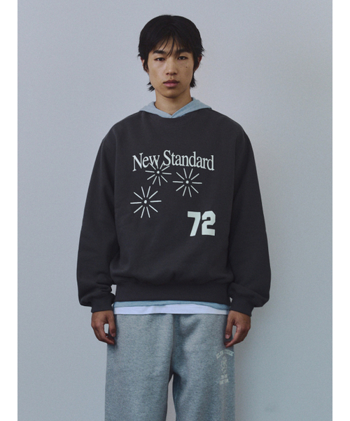 Kijun（キジュン）の「New Standard Pullover UNISEX Charcoal（スウェット・レディース・その他・SMALL/MEDIUM）」の2枚目の写真