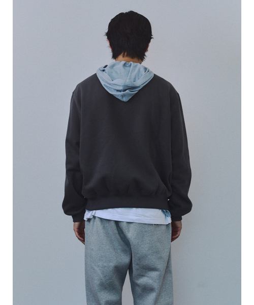 Kijun（キジュン）の「New Standard Pullover UNISEX Charcoal（スウェット・レディース・その他・SMALL/MEDIUM）」の4枚目の写真