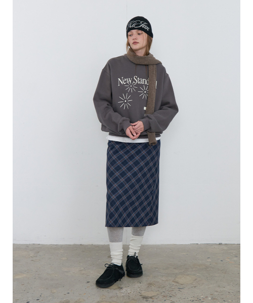 Kijun（キジュン）の「New Standard Pullover UNISEX Charcoal（スウェット・レディース・その他・SMALL/MEDIUM）」の9枚目の写真
