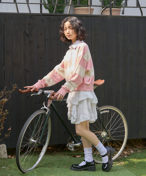 THE GREEN LAB（ザグリーンラボ）の「ストライプラグビーカラー スウェット [クロップフィット, ピンク]（スウェット・レディース・その他・SMALL）」の4枚目の写真