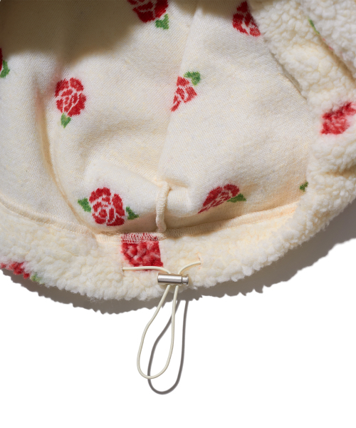 YOUHEE(ユヒ)の「ROSE PATTERN FLEECE ANORAK IVORY(その他アウター・レディース・その他・FREE)」の4枚目の写真