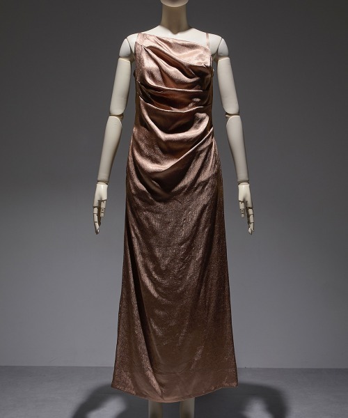 Callarus（カラルス）の「アシメドレープクラッシュサテンキャミワンピースアンサンブルドレス〔Callarus〕（ドレス・レディース・ブラック/グレー/ベージュ・M/L）」の5枚目の写真