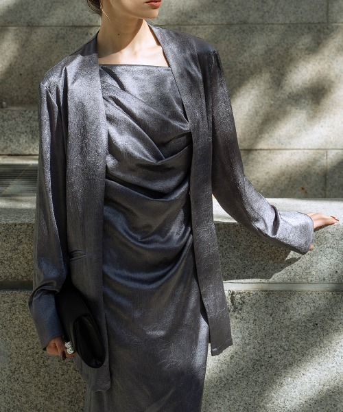 Callarus（カラルス）の「アシメドレープクラッシュサテンキャミワンピースアンサンブルドレス〔Callarus〕（ドレス・レディース・ブラック/グレー/ベージュ・M/L）」の13枚目の写真