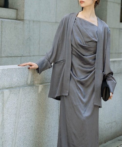 Callarus（カラルス）の「アシメドレープクラッシュサテンキャミワンピースアンサンブルドレス〔Callarus〕（ドレス・レディース・ブラック/グレー/ベージュ・M/L）」の14枚目の写真