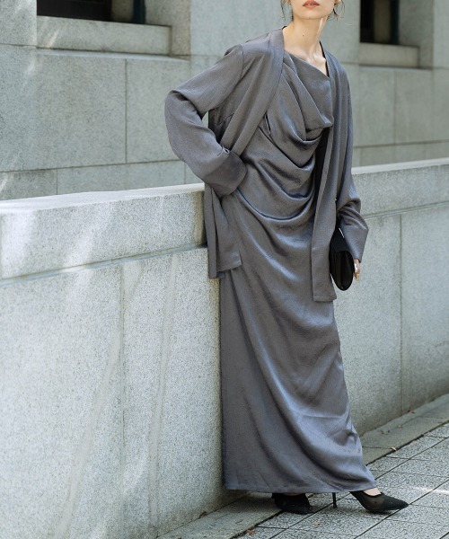 Callarus（カラルス）の「アシメドレープクラッシュサテンキャミワンピースアンサンブルドレス〔Callarus〕（ドレス・レディース・ブラック/グレー/ベージュ・M/L）」の15枚目の写真