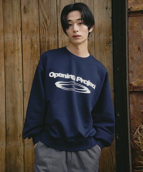Opening Project(オープニングプロジェクト)の「Identity Sweatshirt / アイデンティティ スウェットシャツ(スウェット・レディース・ブラック/ワイン/チャコール/ネイビー/アッシュグレー・M/L)」の4枚目の写真
