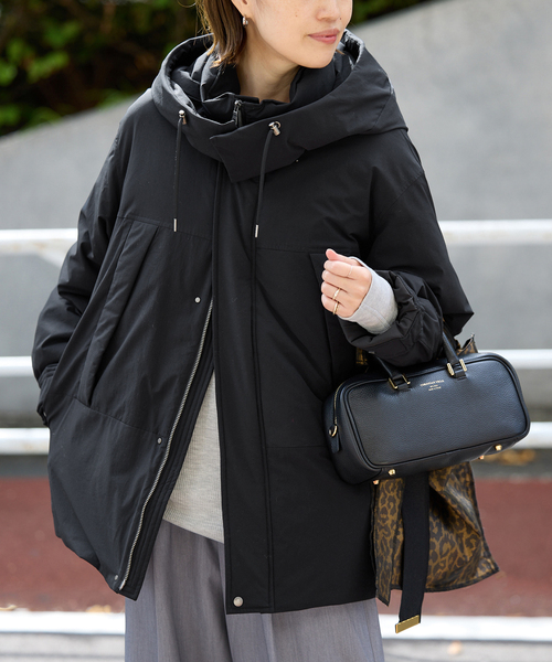 SLOBE IENA（スローブイエナ）の「フェザーライト撥水モンスターダウン（ダウンジャケット/コート・レディース・ブラック/アイボリー/ブラウン・36/38）」の21枚目の写真