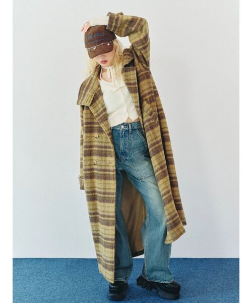 EVRIS(エヴリス)の「リベットペインターワイドデニムパンツ(デニムパンツ・レディース・ライトブルー/ブラック・MEDIUM/SMALL)」の22枚目の写真