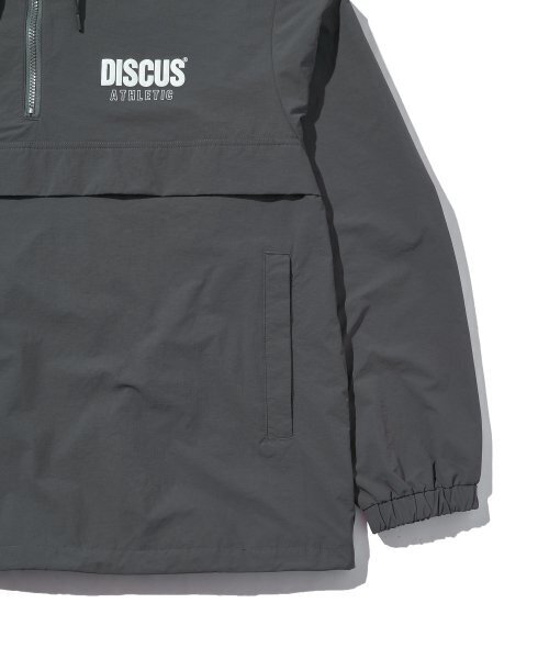 DISCUS ATHLETIC(ディスカス アスレチック)の「ロゴアノラックジャケットチャコール(ナイロンジャケット・レディース・その他・MEDIUM/LARGE)」の6枚目の写真