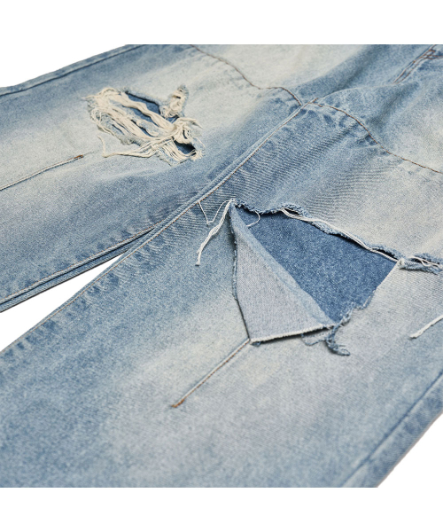 SCHISM INDUCING(スキズムインデューシング)の「RIPPED BIKER PANTS BLUE(デニムパンツ・レディース・その他・MEDIUM/LARGE/X-LARGE)」の4枚目の写真