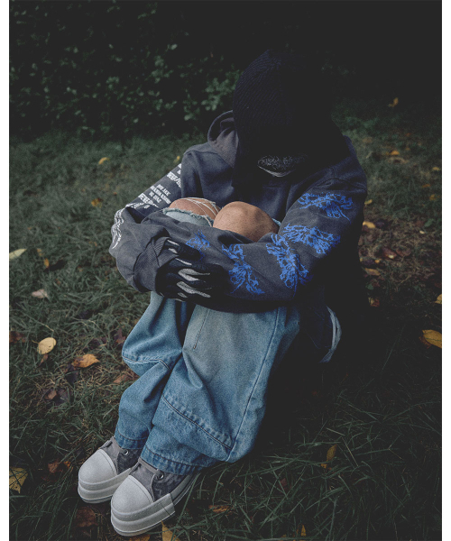 SCHISM INDUCING(スキズムインデューシング)の「RIPPED BIKER PANTS BLUE(デニムパンツ・レディース・その他・MEDIUM/LARGE/X-LARGE)」の5枚目の写真
