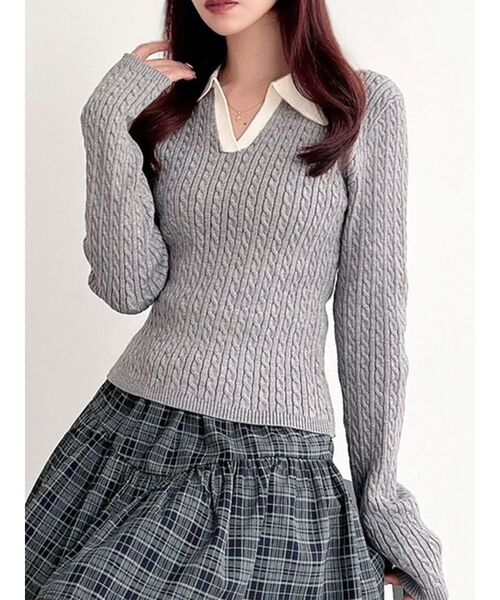 RESEXXY（リゼクシー）の「ナロータイケーブルニットトップス（ニット/セーター・レディース・アイボリー/ネイビー/グレー・FREE）」の3枚目の写真