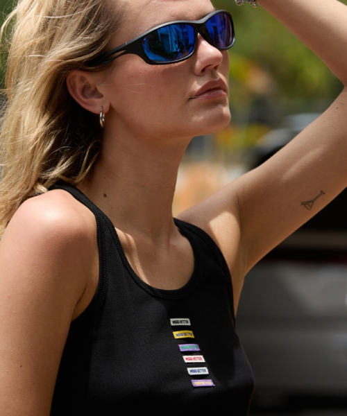 MOODBETTER(ムード ベター)の「LABEL POINT SLEEVELESS BLACK(Tシャツ/カットソー・レディース・その他・FREE)」の2枚目の写真