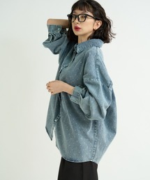 A.D.C.L.（エーディーシーエル）の「ドット柄 オーバーサイズ デニムシャツ（シャツ/ブラウス）」