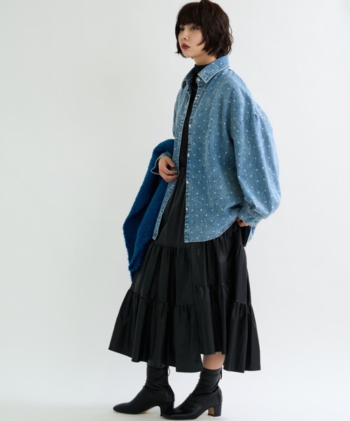 A.D.C.L.（エーディーシーエル）の「ドット柄 オーバーサイズ デニムシャツ（シャツ/ブラウス・レディース・ブルー/サックスブルー・M/L）」の13枚目の写真