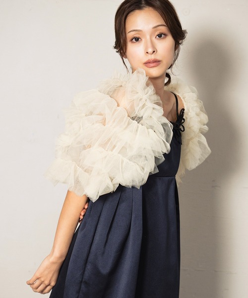 girl（ガール）の「ミキシングフリルボレロ チュール フリル ボリューム ショート丈 結婚式 お呼ばれ オケージョン パーティードレス 二次会 成人式 同窓会（カーディガン/ボレロ・レディース・ブラック/アイボリー/チャコールグレー・M/S）」の7枚目の写真