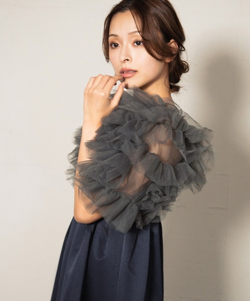 girl（ガール）の「ミキシングフリルボレロ チュール フリル ボリューム ショート丈 結婚式 お呼ばれ オケージョン パーティードレス 二次会 成人式 同窓会（カーディガン/ボレロ・レディース・ブラック/アイボリー/チャコールグレー・M/S）」の16枚目の写真