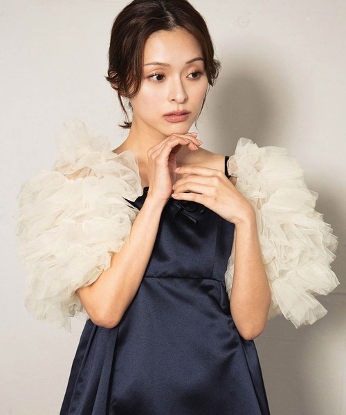 girl(ガール)の「ミキシングフリルボレロ チュール フリル ボリューム ショート丈 結婚式 お呼ばれ オケージョン パーティードレス 二次会 成人式 同窓会(カーディガン/ボレロ・レディース・ブラック/アイボリー/チャコールグレー・M/S)」の15枚目の写真